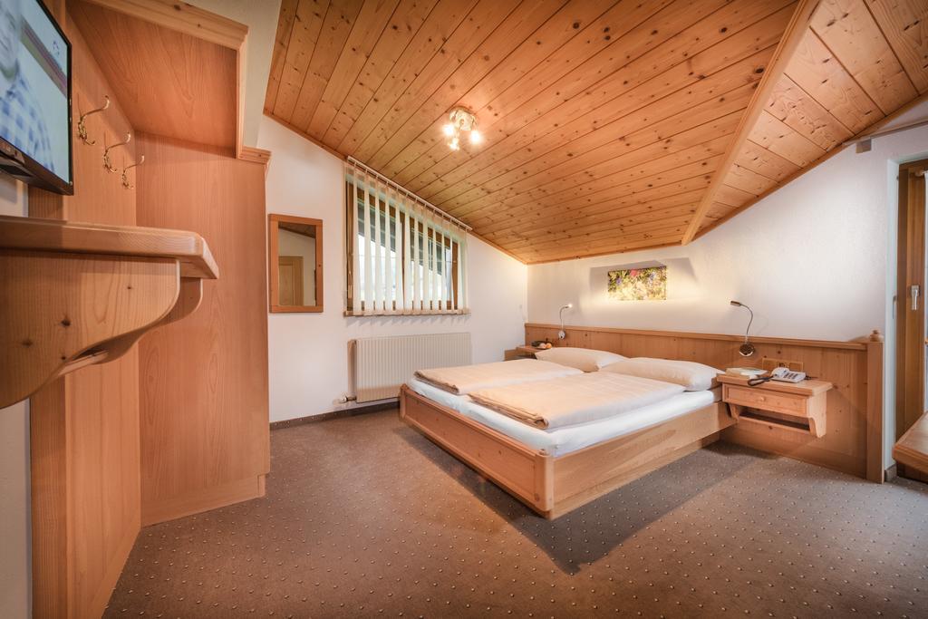 Gaestehaus Gratz - Inklusive Eintritt In Die Alpentherme Dorfgastein Luaran gambar