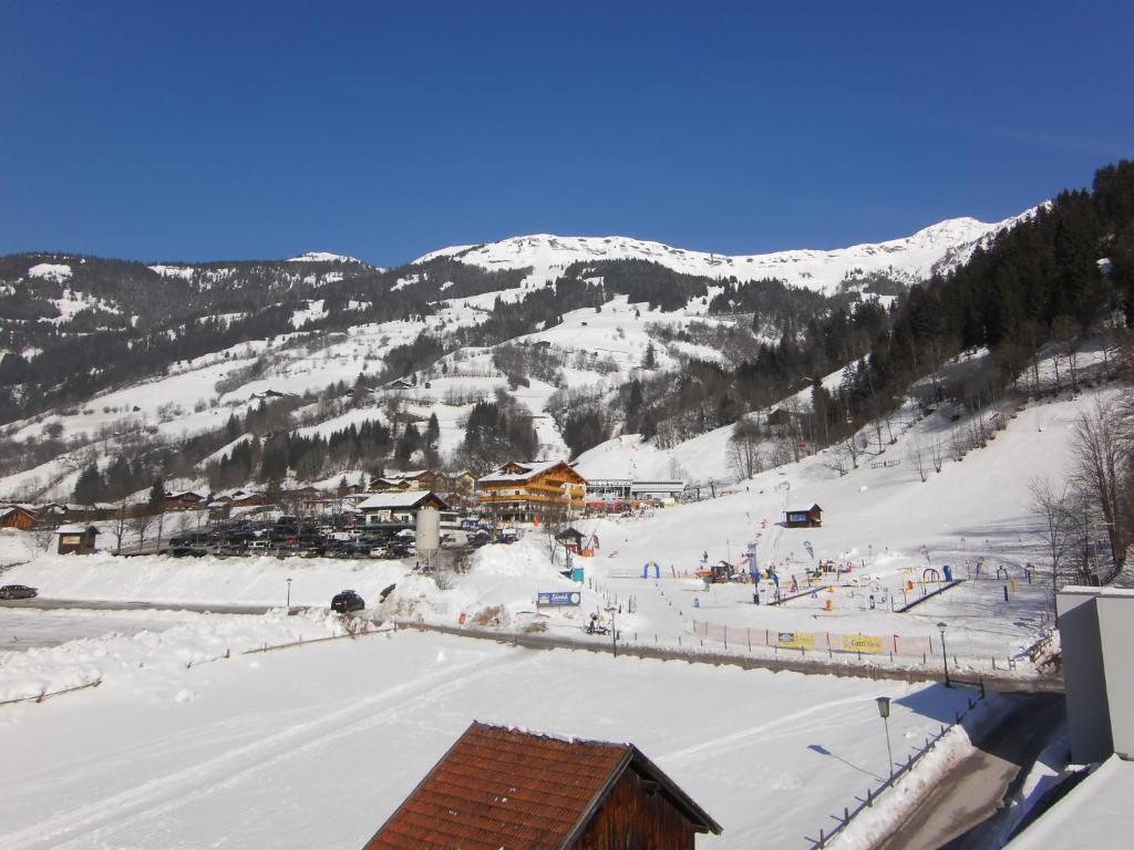 Gaestehaus Gratz - Inklusive Eintritt In Die Alpentherme Dorfgastein Luaran gambar