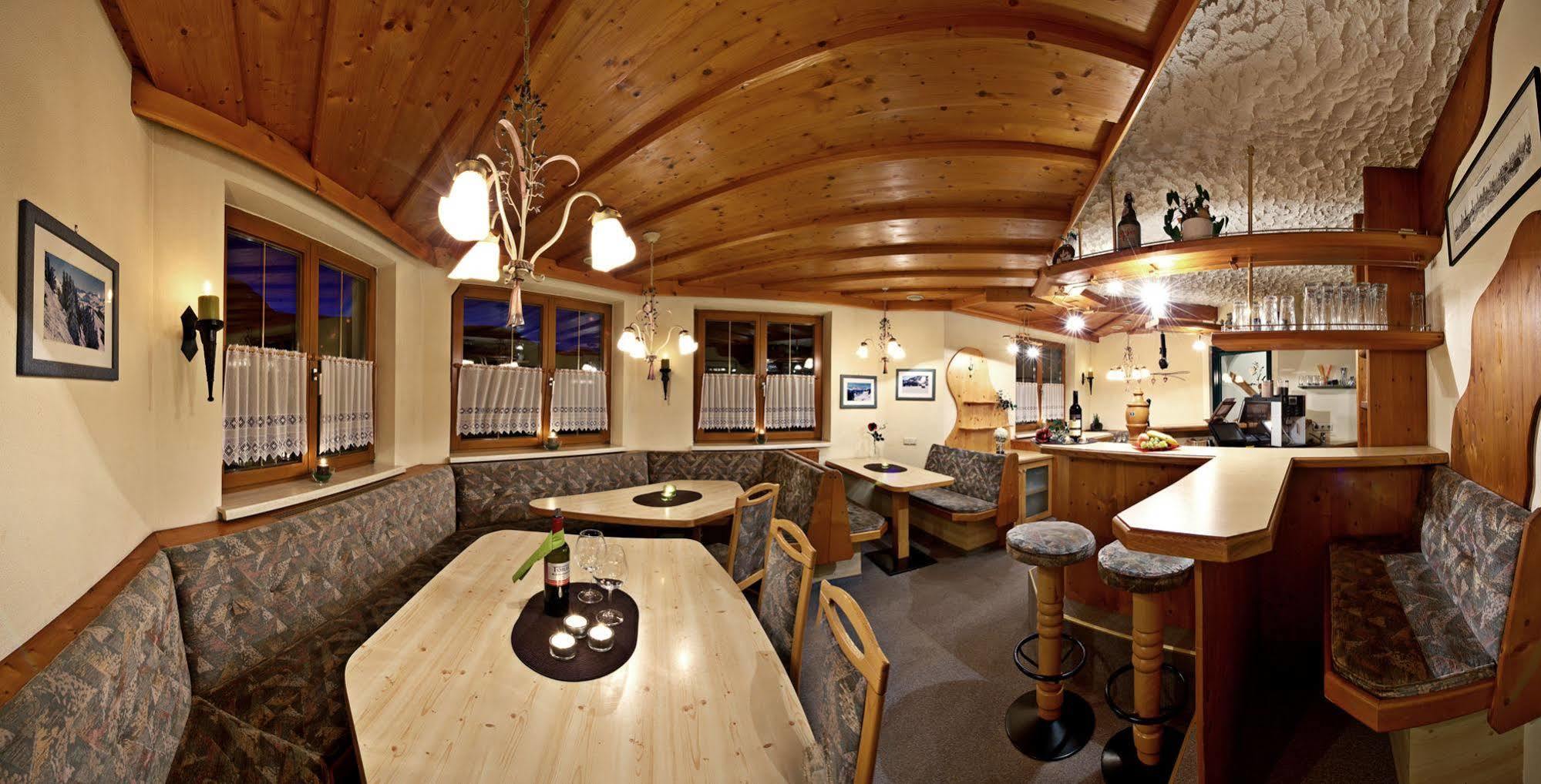 Gaestehaus Gratz - Inklusive Eintritt In Die Alpentherme Dorfgastein Luaran gambar